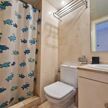 Acogedor Piso Con Terraza Y Parking! *