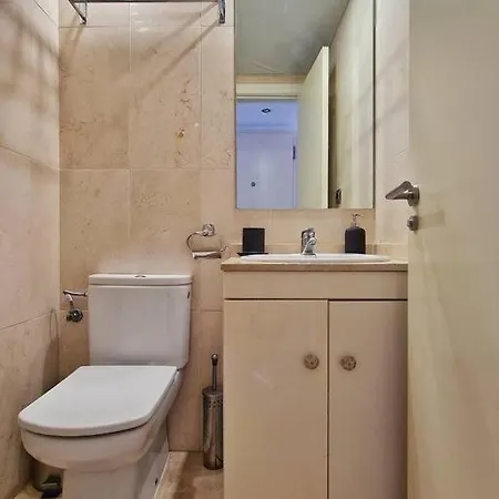 Acogedor Piso Con Terraza Y Parking! * Benalmádena